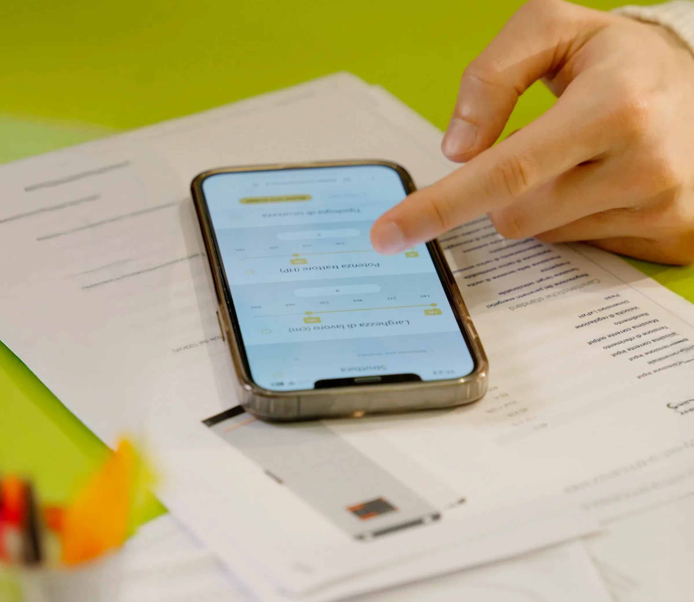 services_b2b_apps.hero.image_alt